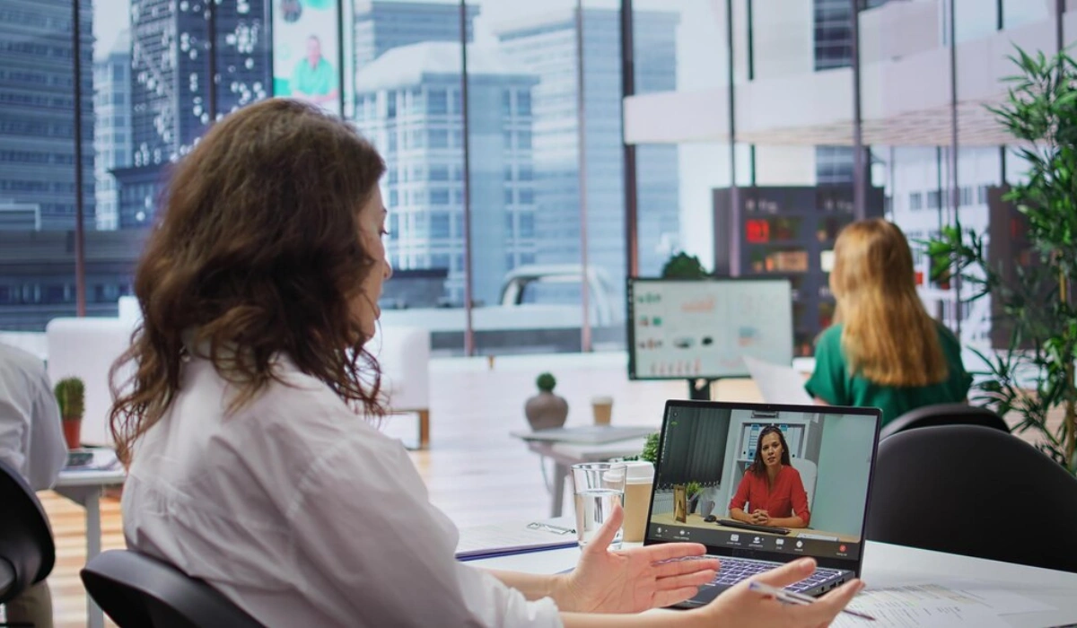 Best Tips of the Video Interview for Recruiters & Candidates