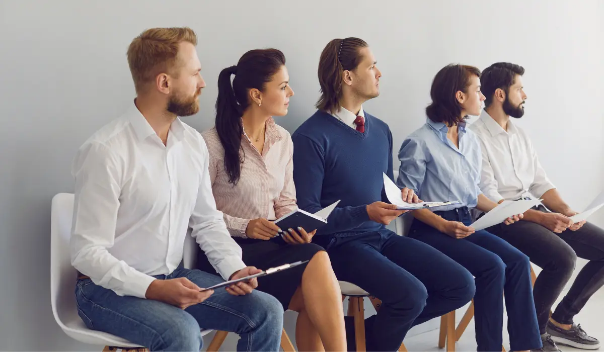 Seasonal Hiring Challenges in 2026: Hire Fast in the U.S.